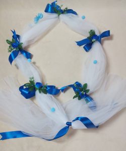 Decor cristelnita pe albastru electric din tulle pentru baietel