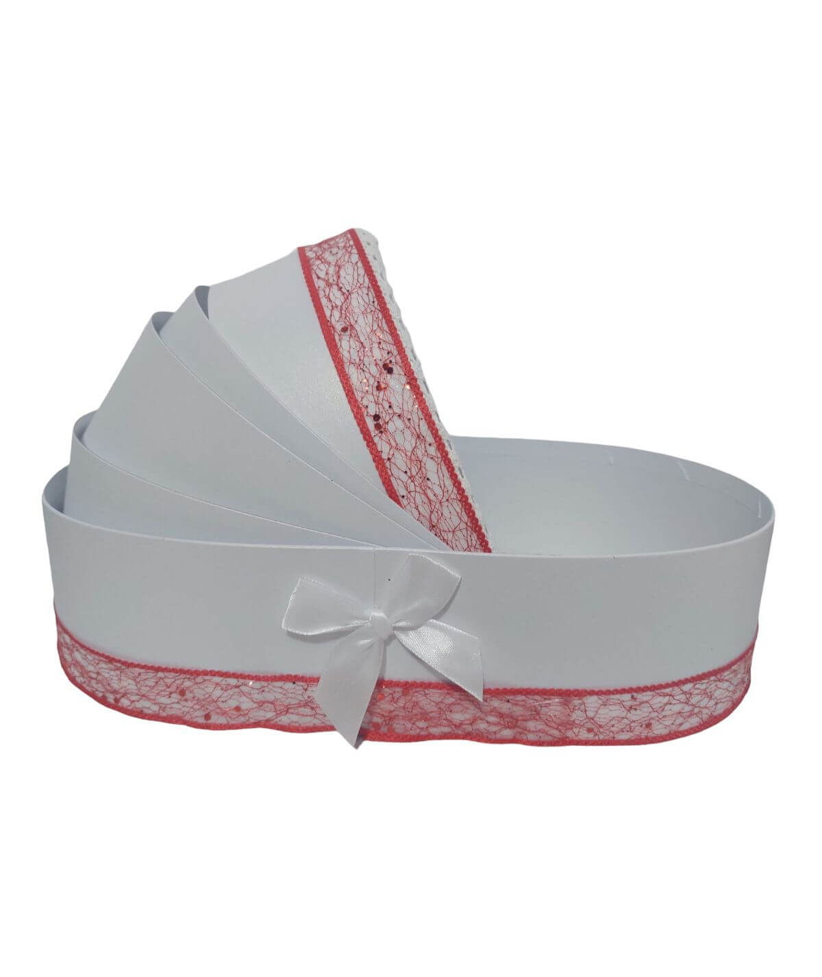 Cutie trusou biserica tip landou cu panglica rosie Cutie trusou biserica tip landou cu panglica rosie