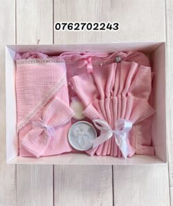Trusou botez muselina 7 piese - roz