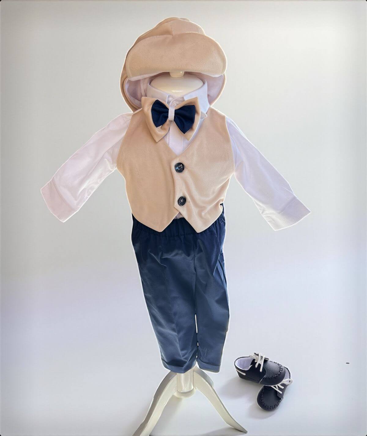 Costum botez Mateo - crem din catifea2